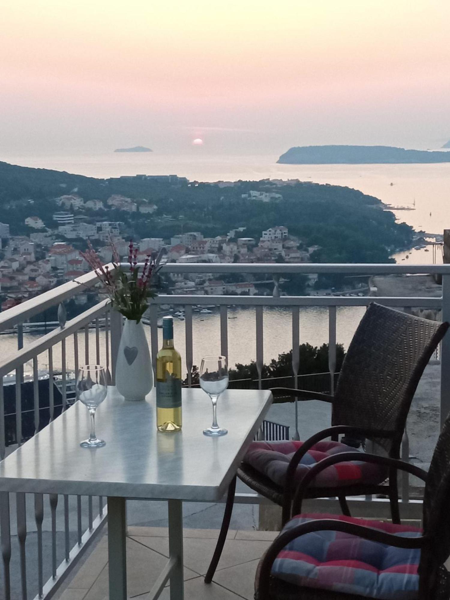 Sea View Apartment Nuncijata Dubrovnik Buitenkant foto