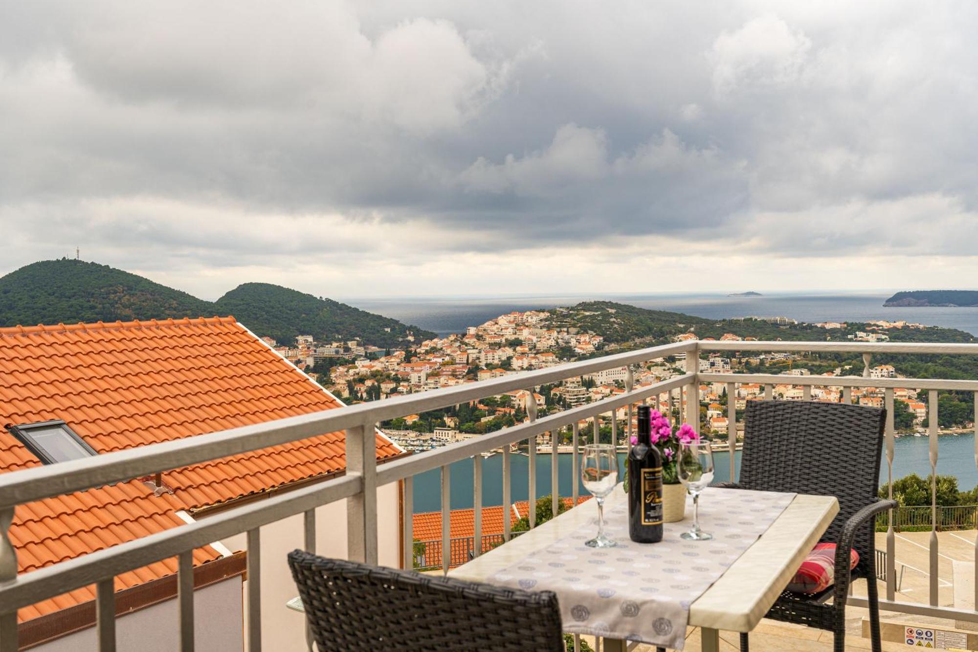 Sea View Apartment Nuncijata Dubrovnik Buitenkant foto